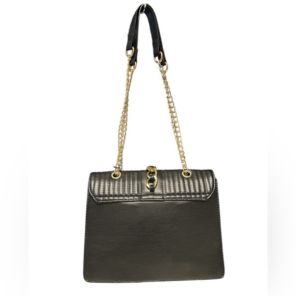 🔥 NWT Badgley Mischka Black w/Gold convertible shoulder straps Quitted Purse - Picture 3 of 7